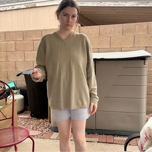 Women's V-Neck Sweater - Tan